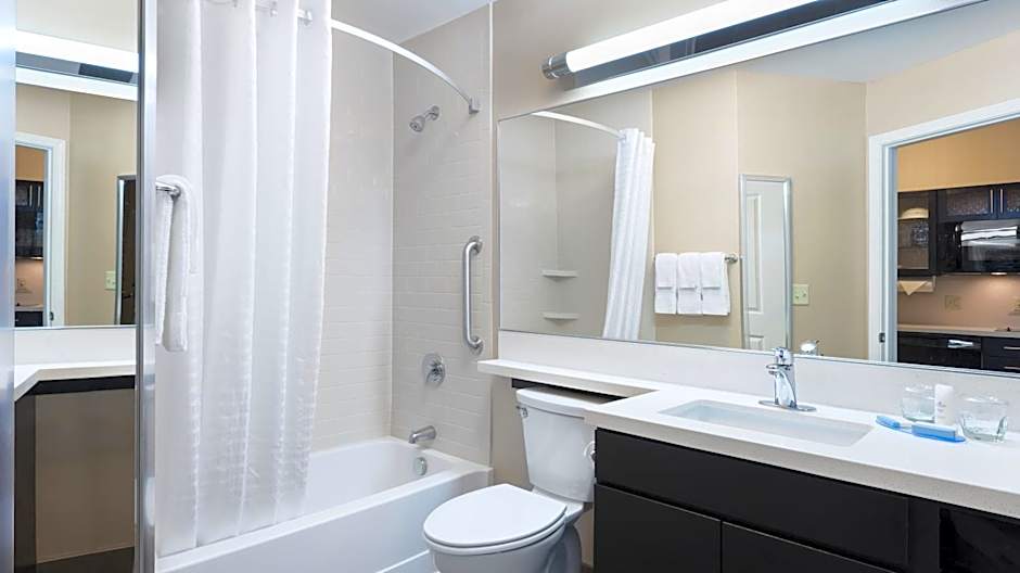 Candlewood Suites Grove City - Outlet Center By IHG