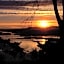 The Fraser River's Edge B&B Lodge