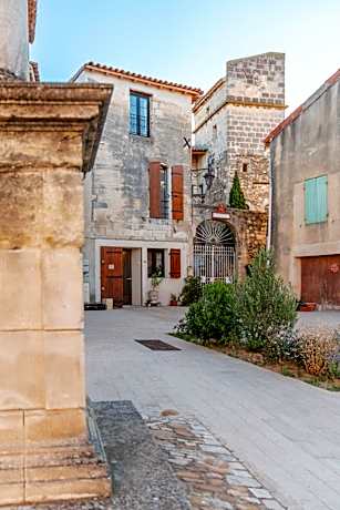 Les Greniers Du Château