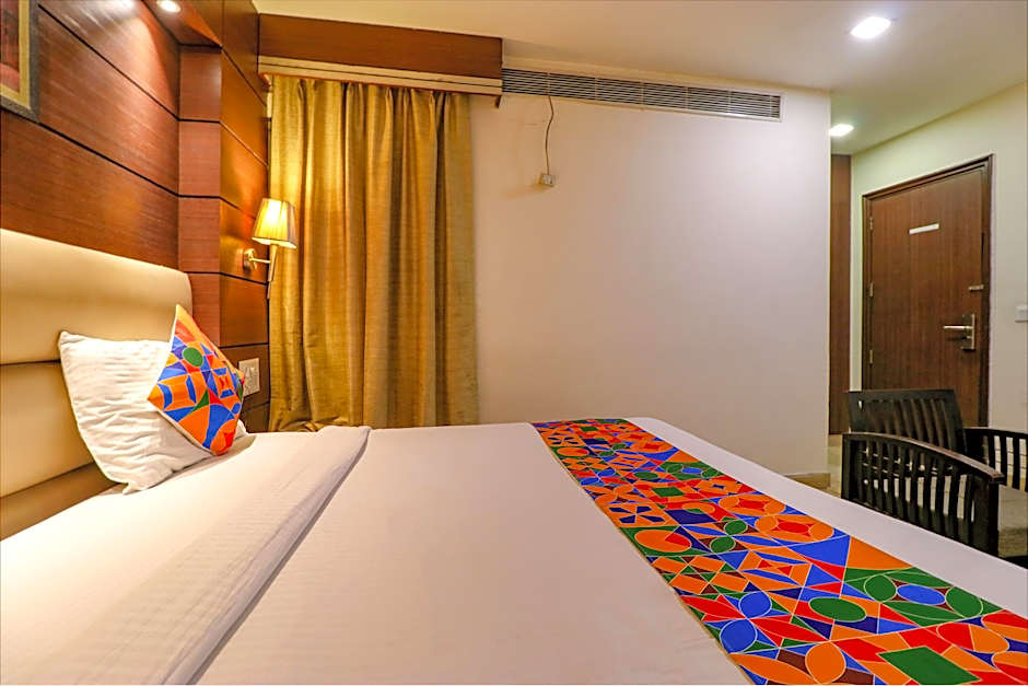 FabHotel Admire Suites