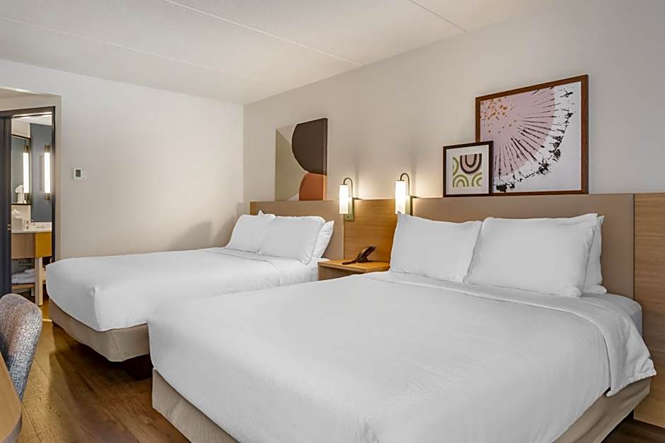 Spark by Hilton Atlanta Airport South College Park