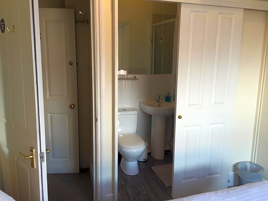 Barbican Reach Guest House