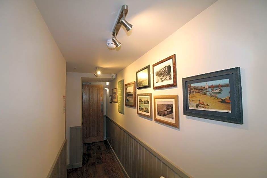 rooms @ the dolau inn