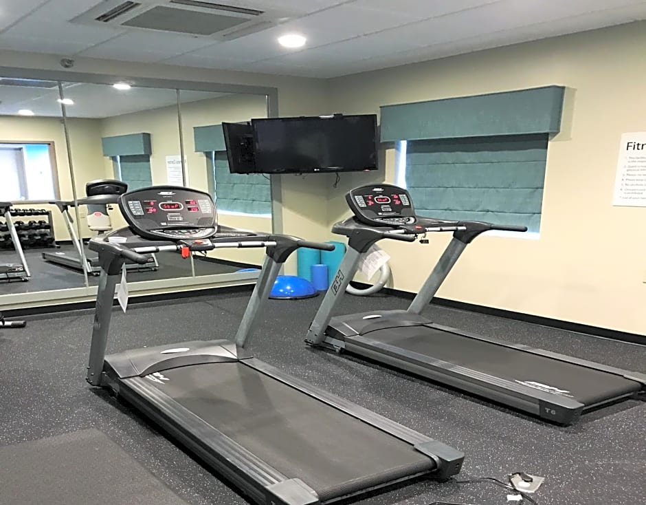 Holiday Inn Express & Suites Brookhaven, an IHG Hotel