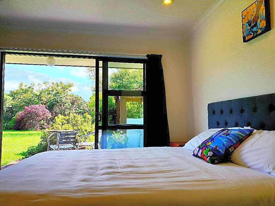 Photo 1 of 16 of Suite, Mountain View