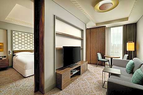 1 Bedroom Apartment, 1 King, Sofa bed