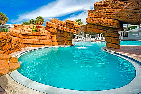 Radisson Resort At The Port