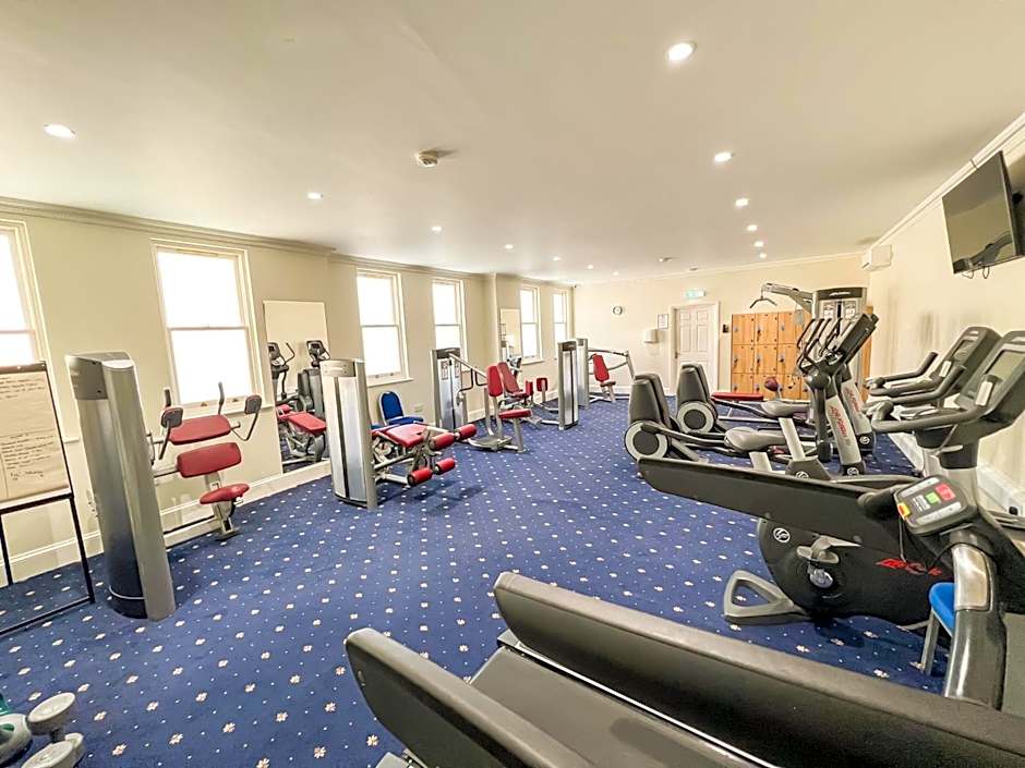 San Clu Hotel, Bar & Brasserie