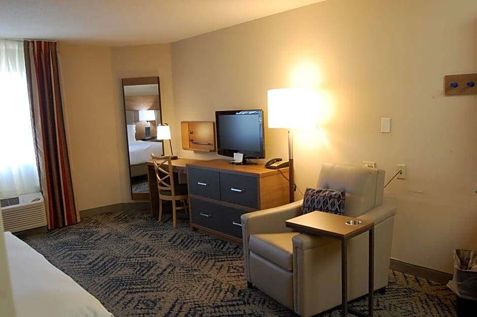 Candlewood Suites Harrisburg