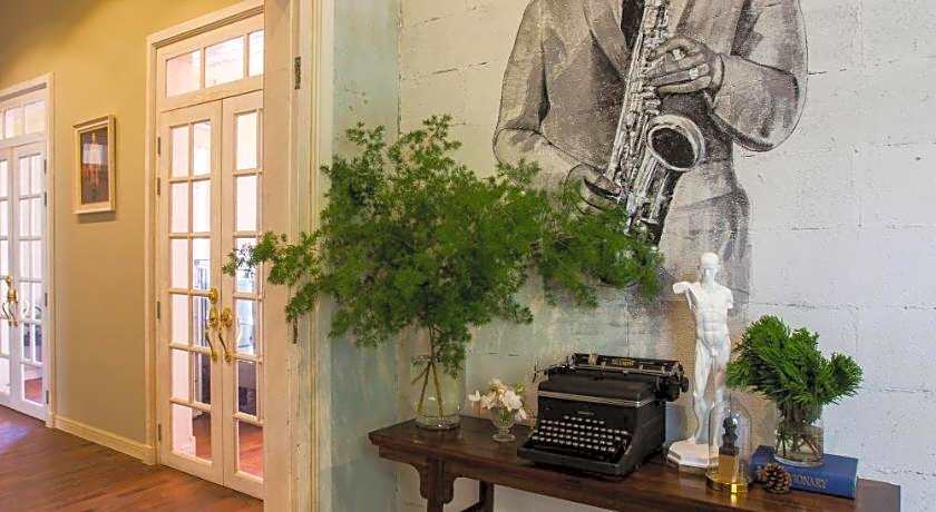 Azure Hostel Bangkok