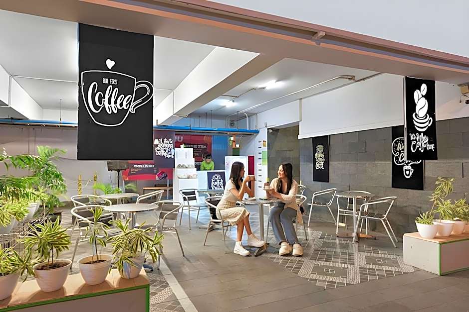 Whiz Prime Hotel Megamas Manado