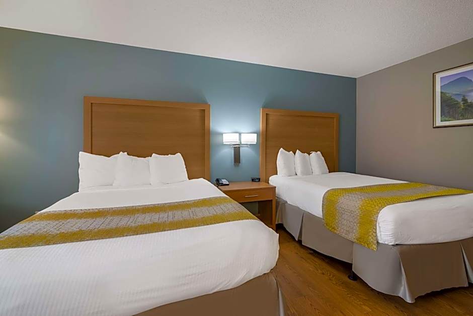 Best Western Plus Executive Court Inn & Conference Center