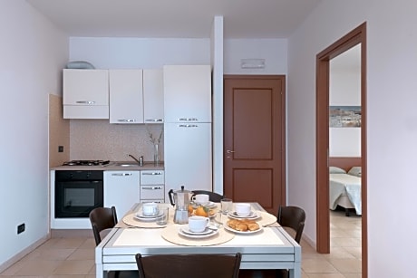 Two-Bedroom Apartment (6 Adults)