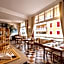 LOGIS Hotel Majestic Chatelaillon Plage - La Rochelle