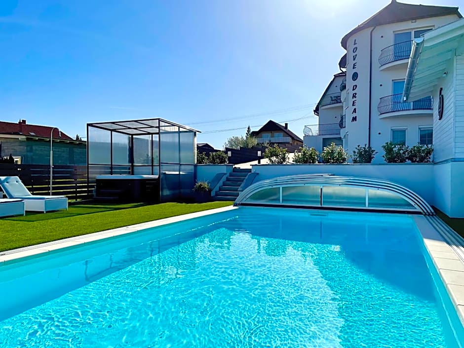 Love and Dream Élményvilla