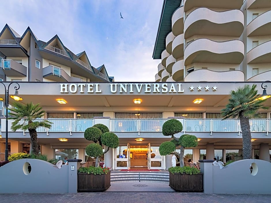 Universal Hotel