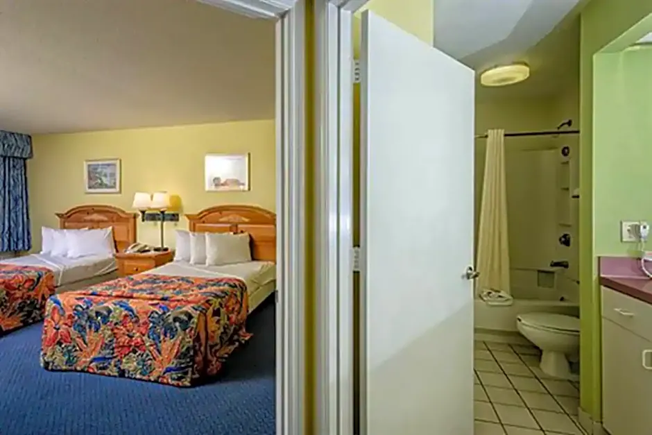 Seralago Hotel And Suites Main Gate East