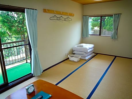 Japanese-Style Room