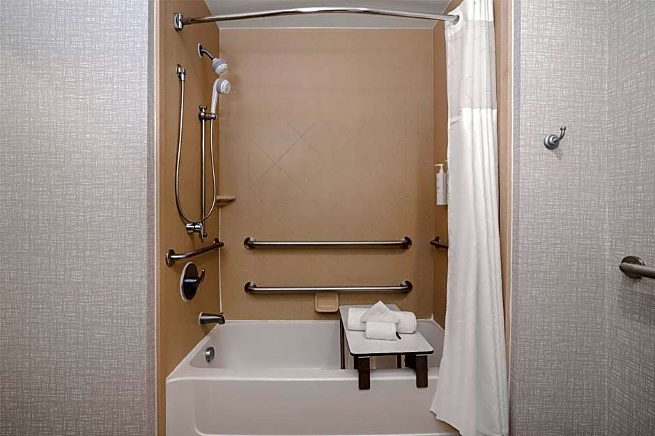 Hampton Inn Pleasanton