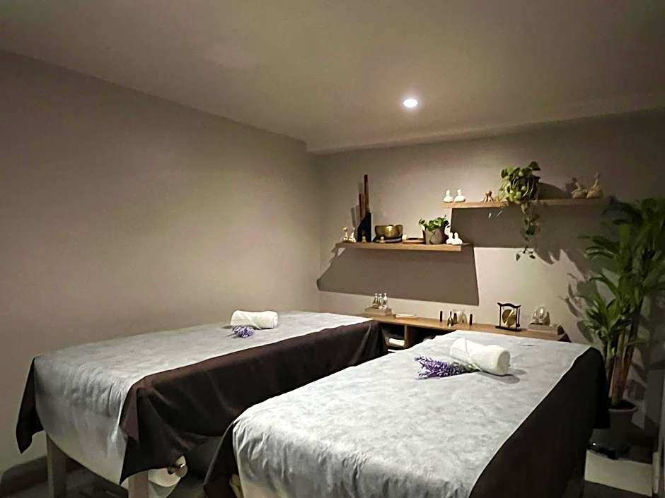 York Medellin, Curio Collection by Hilton