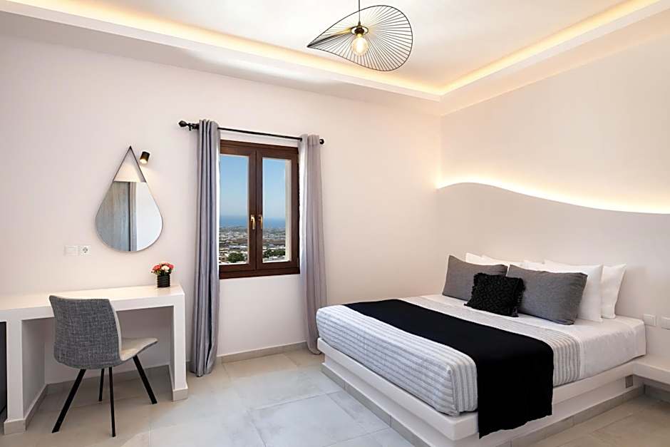 Santorinn Suites Fira
