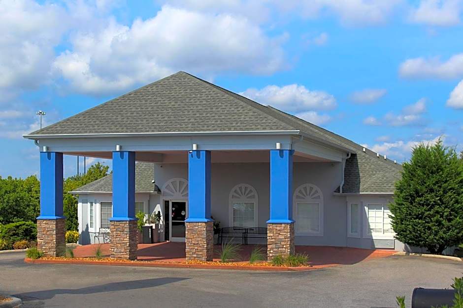 Quality Inn Crossville Near Cumberland Mountain State Park