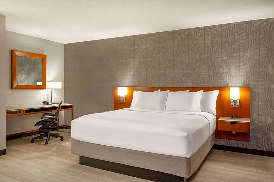 Wyndham Indianapolis Airport