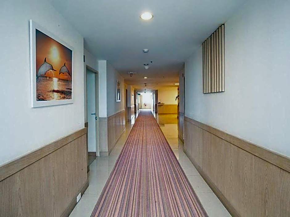 Bay Hotel Srinakarin