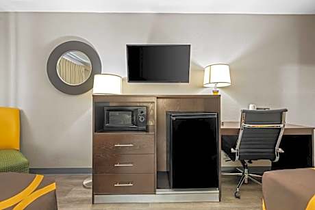 Deluxe Double Room with Two Double Beds - Non-Smoking