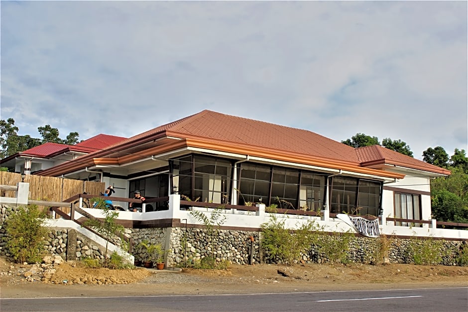 Veranda Suites and Restaurant