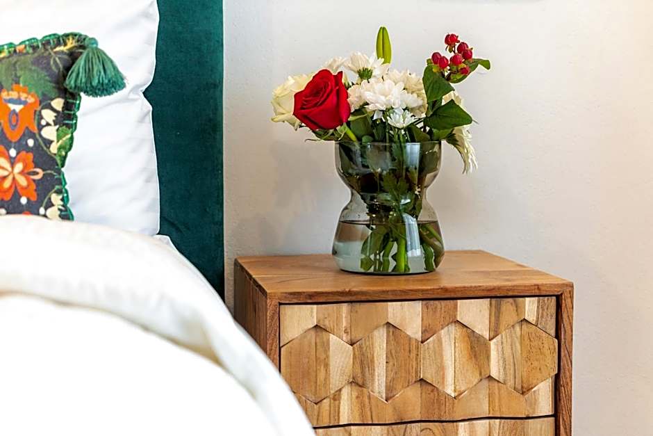 Nikolas Haus Central Location with Free Parking