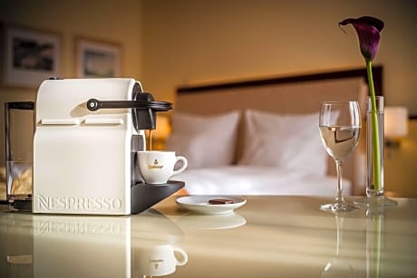 1 Single Bed, Comfort Room, Full Breakfast