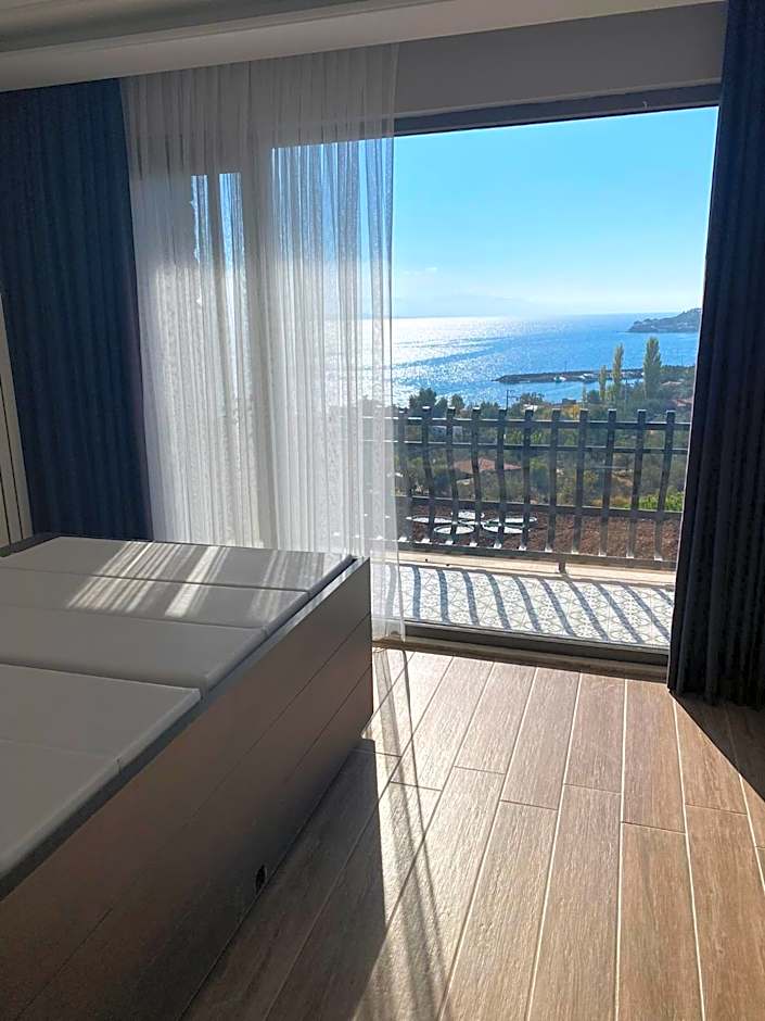 Assos Longevity Hotel