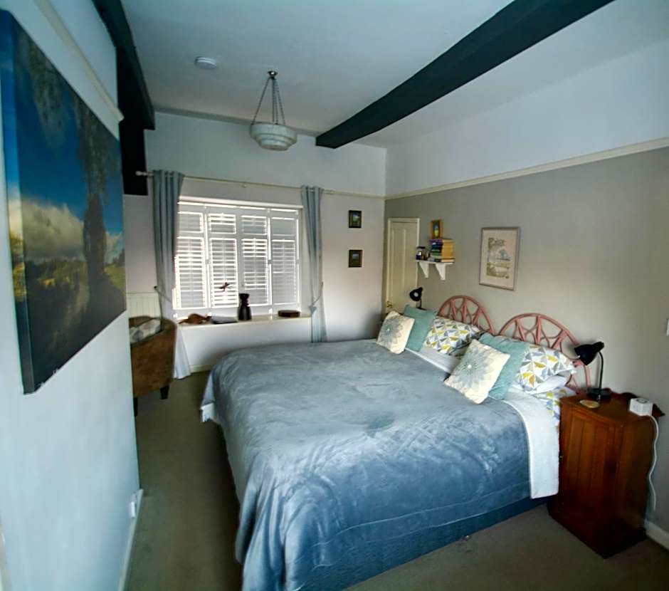 Lea House Bed and Breakfast