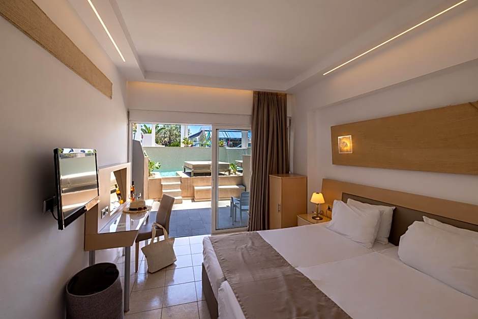 Kolymbia Bay Art Boutique Hotel - Adults Only