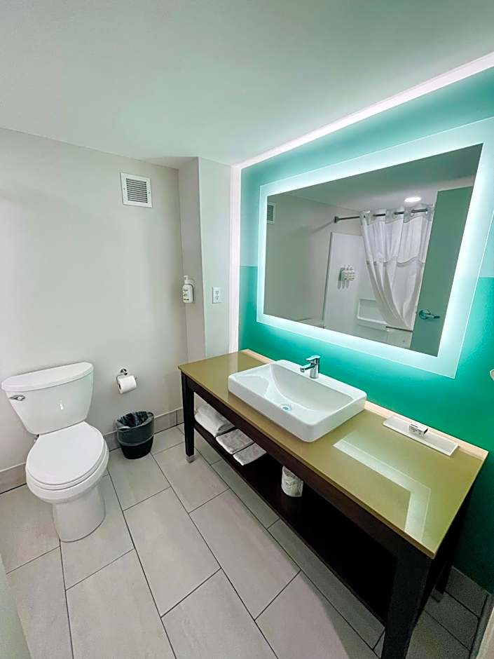 Wingate by Wyndham Matthews/Charlotte