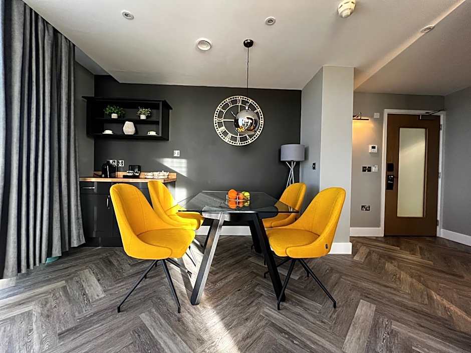 The Orchard Hotel & Restaurant