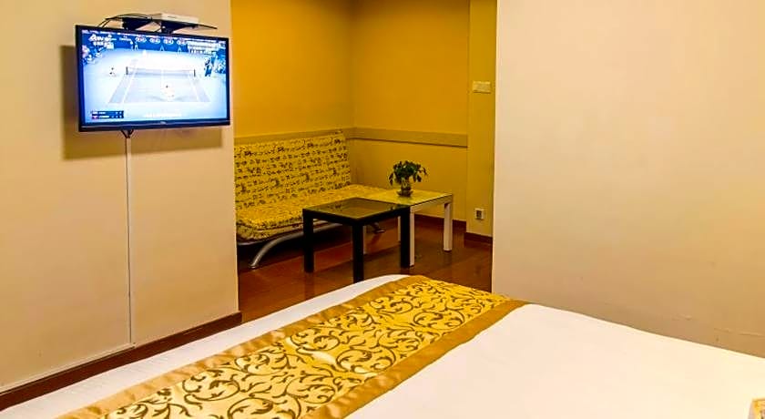 GreenTree Inn Jingjiang Bus Station Express Hotel