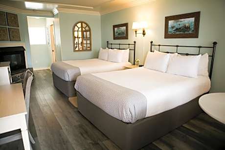 Queen Room with Two Queen Beds