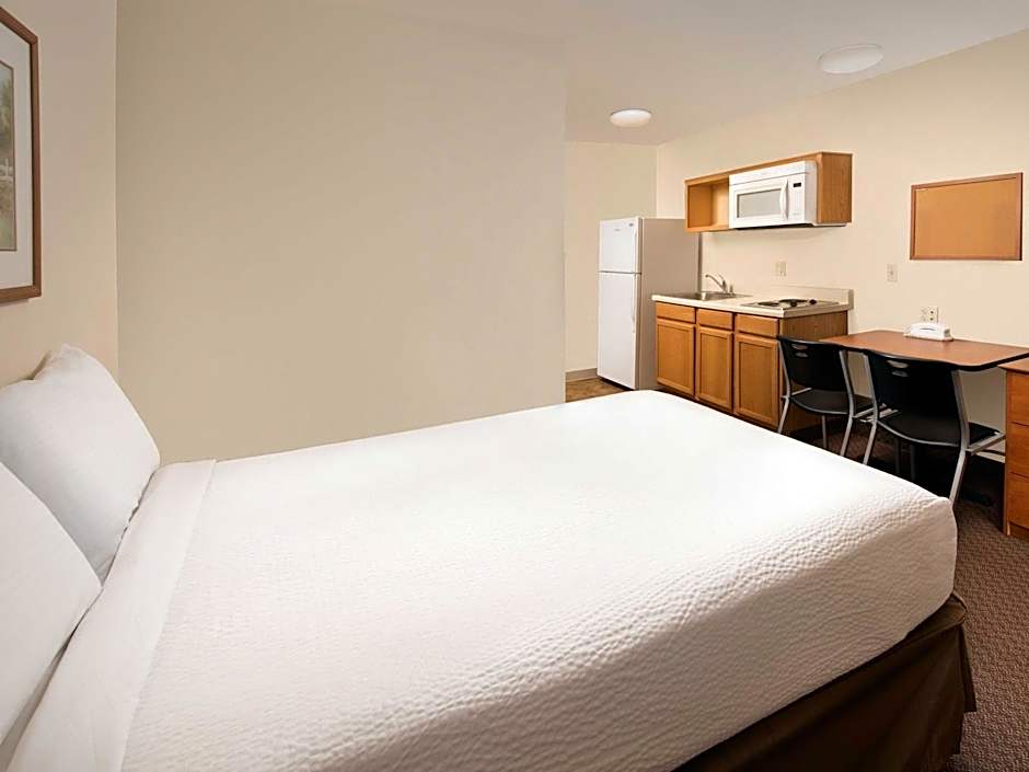 WoodSpring Suites Midland