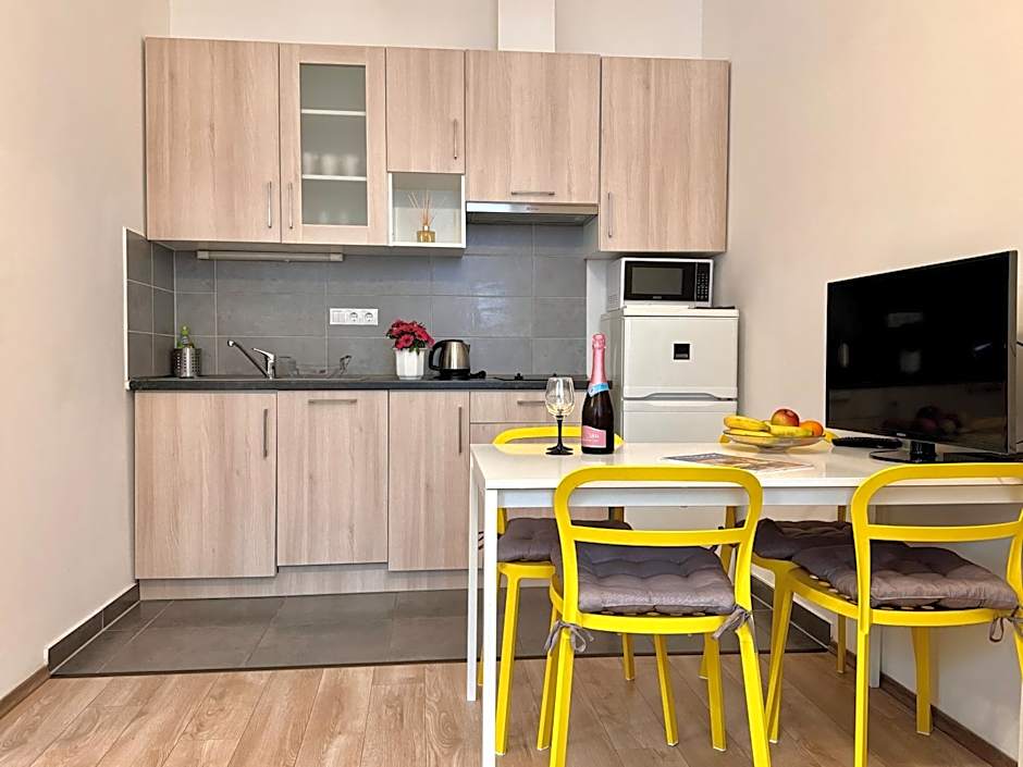 GRACIA APARTMENT HOUSE