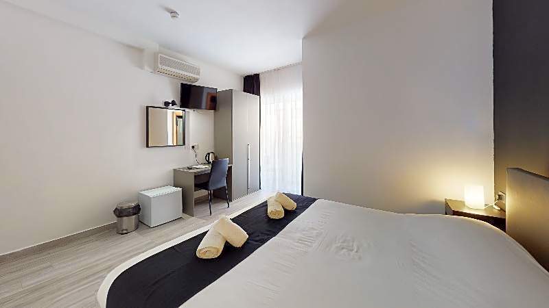Block Aparthotel