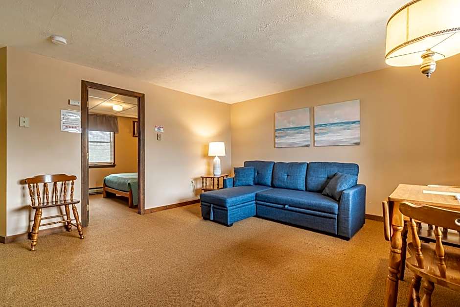 Inn Between the Beaches & Villager