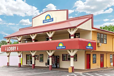 Days Inn by Wyndham Holladay