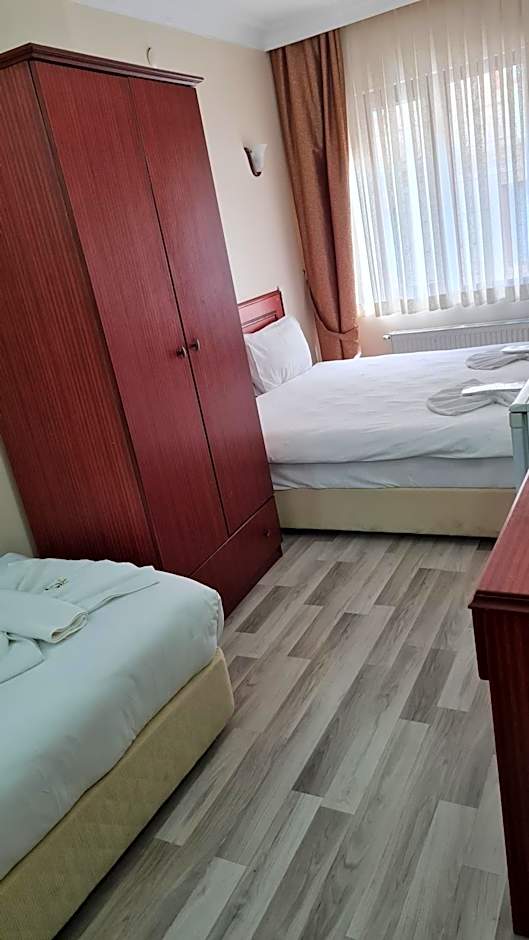 EMOS HOTEL