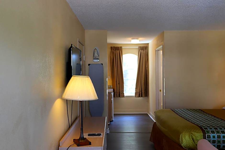 Woodstream Inn