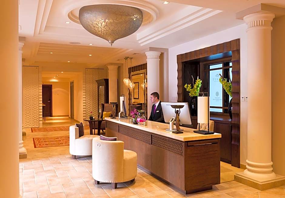 Tiara Miramar Beach Hotel & Spa