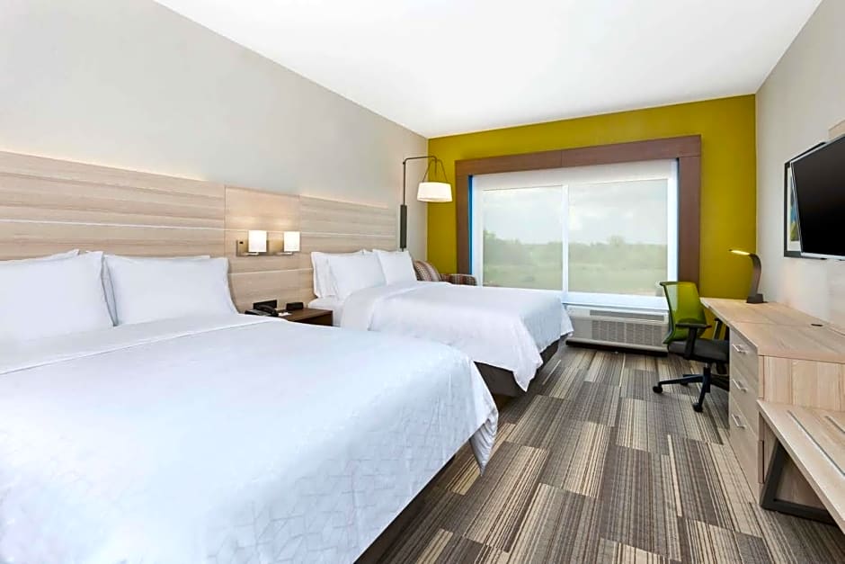 Holiday Inn Express & Suites - Grand Rapids Airport - South by IHG