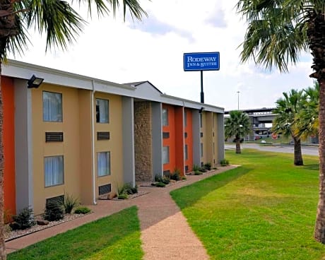 Rodeway Inn and Suites Austin
