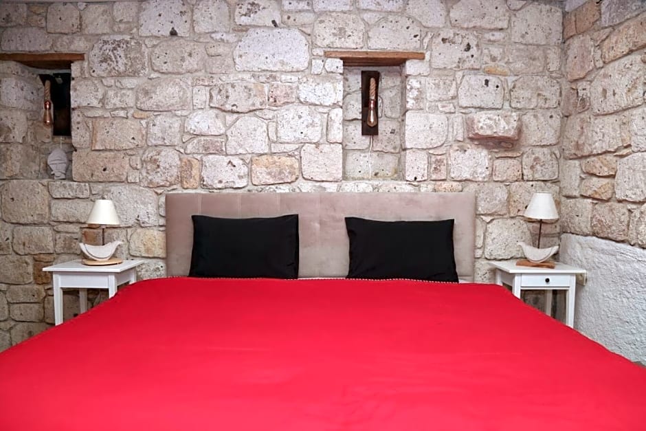 Çona Butik Otel